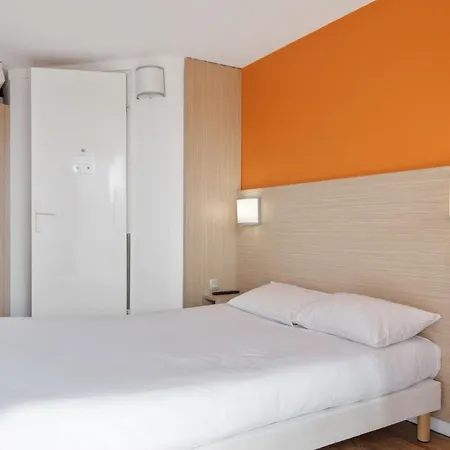 Otel Premiere Classe Lyon Est - Bron Eurexpo *