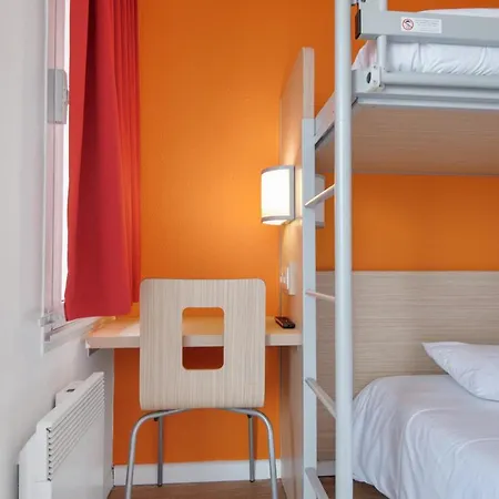 Otel Premiere Classe Lyon Est - Bron Eurexpo *