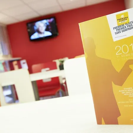 Premiere Classe Lyon Est - Bron Eurexpo Décines-Charpieu