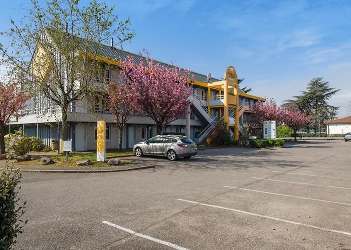 Premiere Classe Lyon Est - Bron Eurexpo Décines-Charpieu
