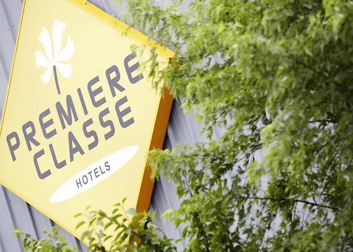 Premiere Classe Lyon Est - Bron Eurexpo * Décines-Charpieu