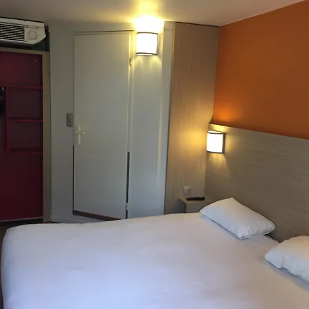 Premiere Classe Lyon Est - Bron Eurexpo Hotel *