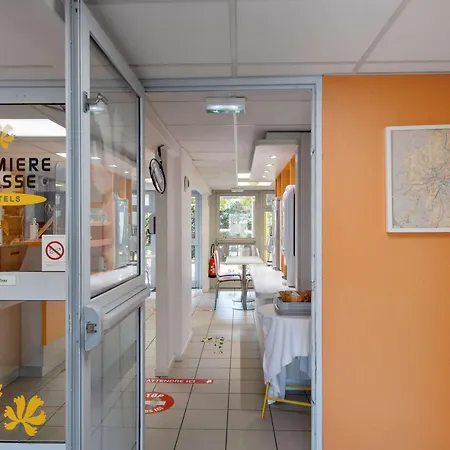Premiere Classe Lyon Est - Bron Eurexpo * Décines-Charpieu