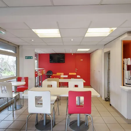 Hotel Premiere Classe Lyon Est - Bron Eurexpo