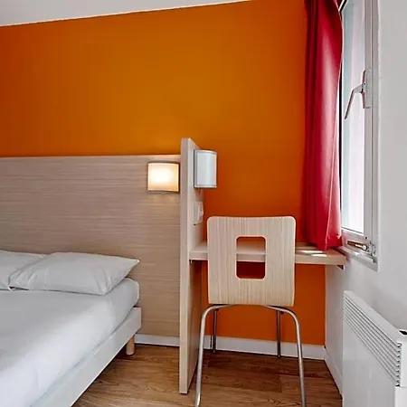 Premiere Classe Lyon Est - Bron Eurexpo *