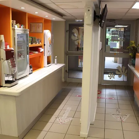 Premiere Classe Lyon Est - Bron Eurexpo Décines-Charpieu