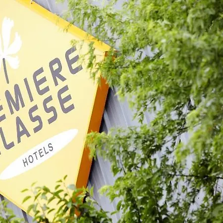 Premiere Classe Lyon Est - Bron Eurexpo 호텔