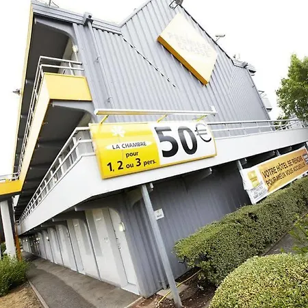 普瑞米尔里昂东布隆厄科尔斯博经典酒店 酒店 *