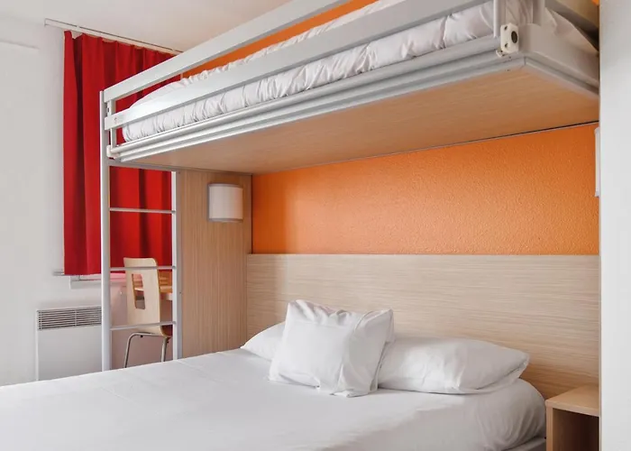 Premiere Classe Lyon Est - Bron Eurexpo Hotel